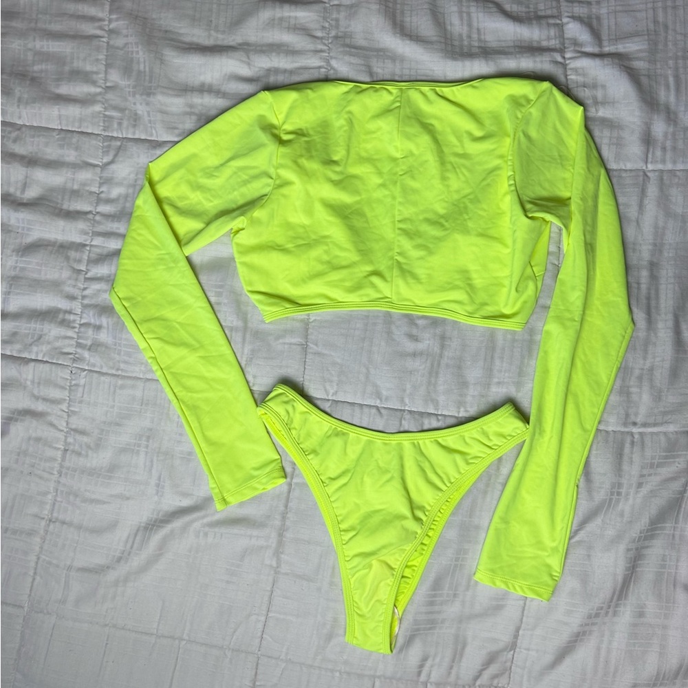 Fashion nova neon yellow two piece long sleeve thong swim suit never worn - Picture 4 of 5
